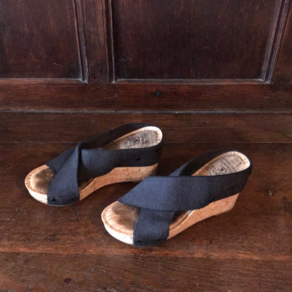 Lucky Wedges